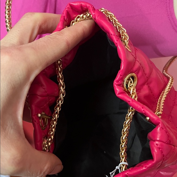 New Pink Quilted Crossbody Bag with Gold Chain - Picture 8 of 16